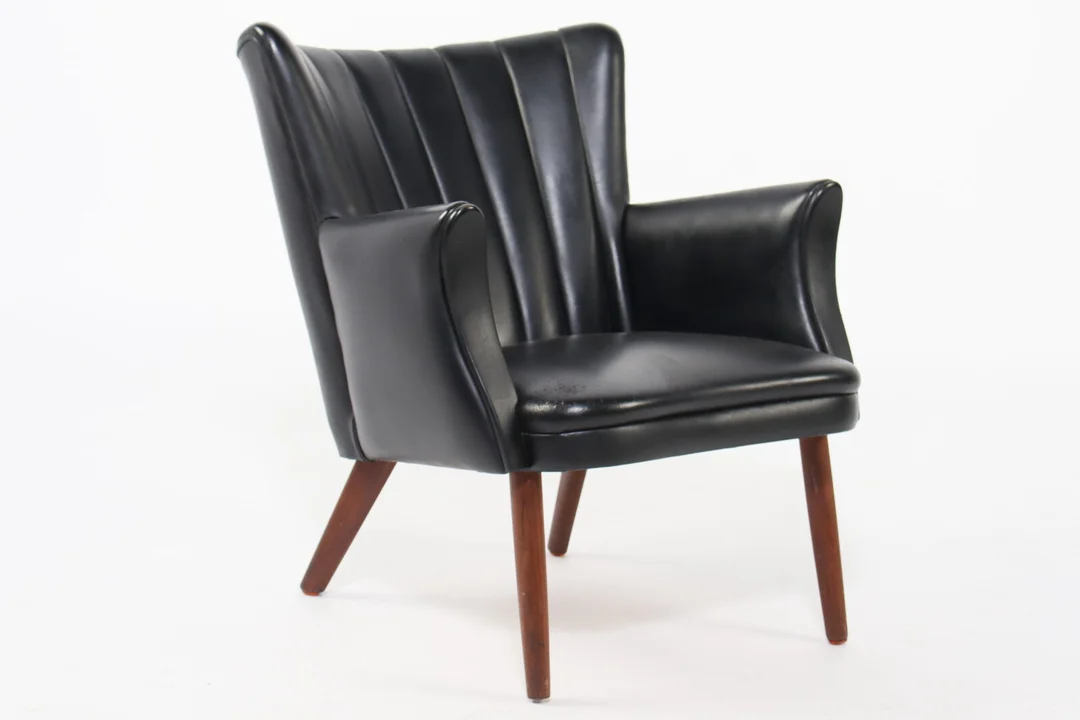 Svend Skipper. Lænestol, model 'Teddy' — Furniture/Lounge chairs — Lauritz