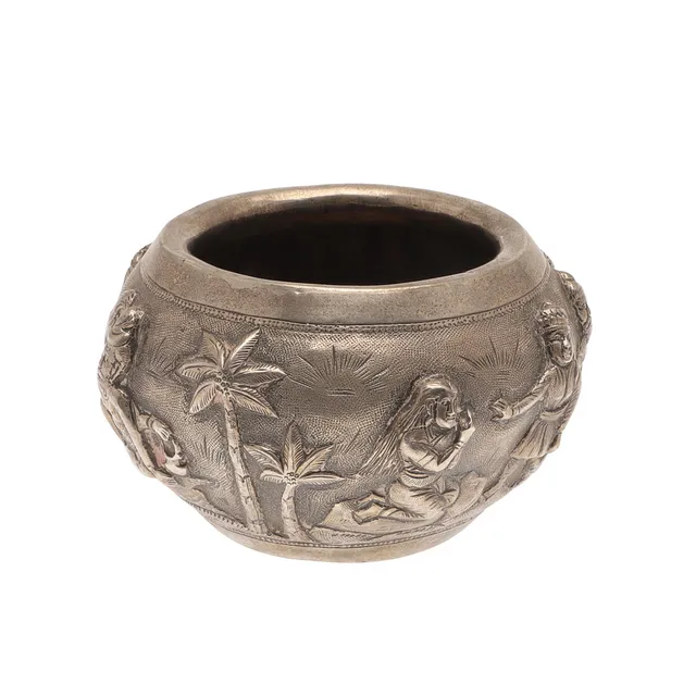 A LATE 19TH/EARLY 20TH CENTURY BURMESE SILVER BOWL.