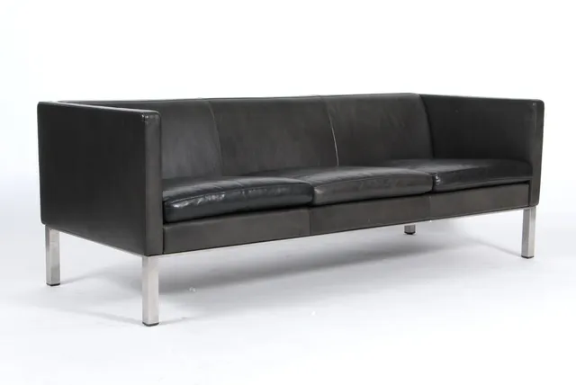 Erik Jørgensen. Three-seater sofa, leather, Model EJ 50-3K