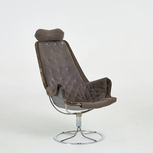BRUNO MATHSSON. "Jetson", fåtölj, kromad stomme, sits i läder, etikettmärkt, DUX.