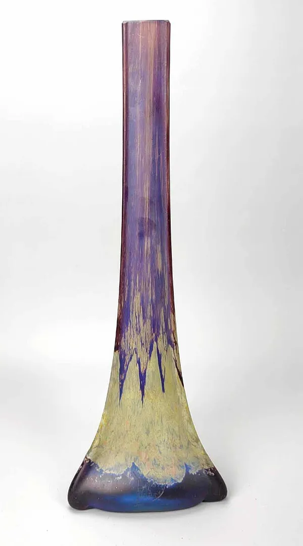 JUGENDSTIL VASE DAUM NANCY UM 1910/15.