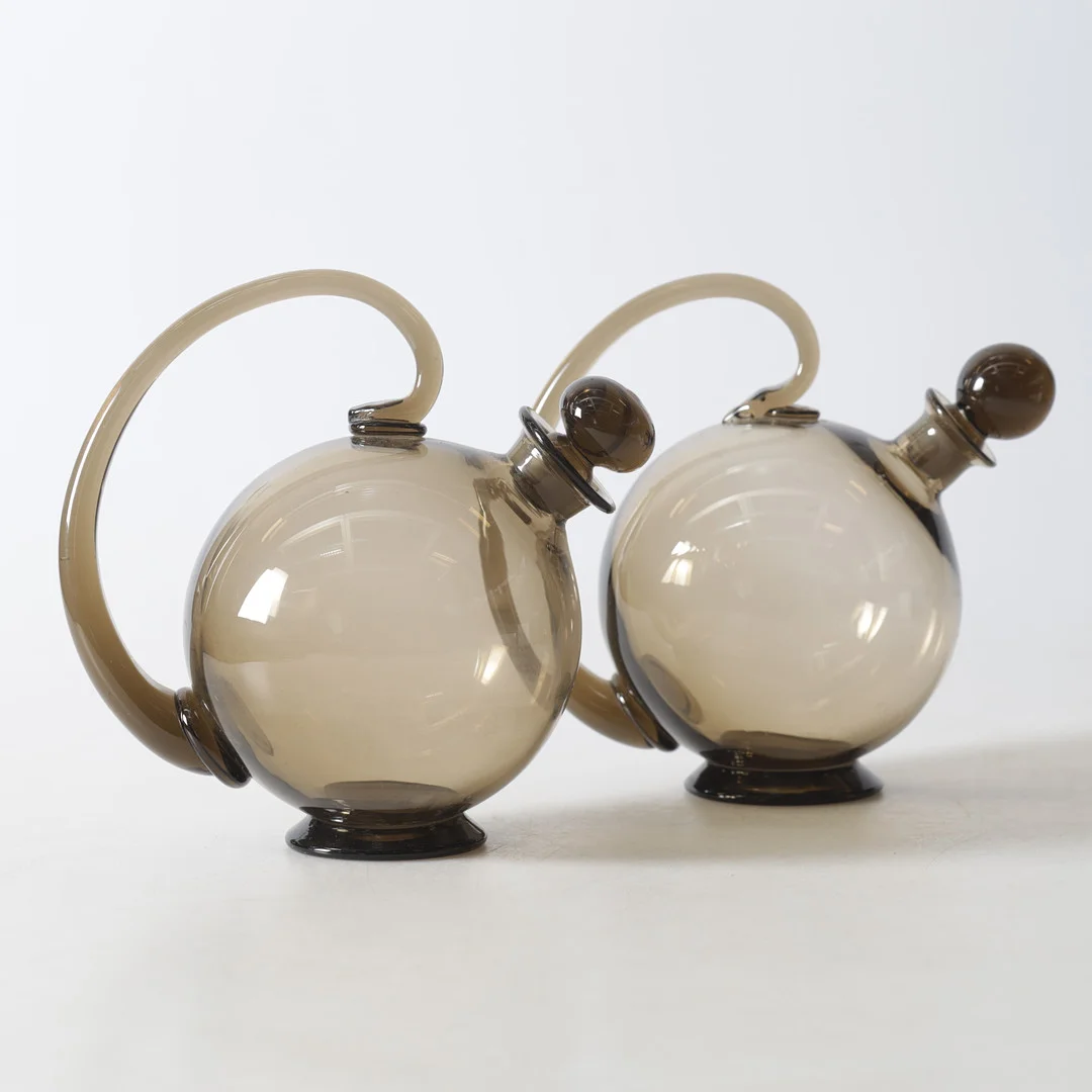 JACOB E. BANG. karaffer, 2 st, glas, Holmegaard, Art Déco, 1920-/30-tal. — Utility glass — Gomér & Andersson Nyköping
