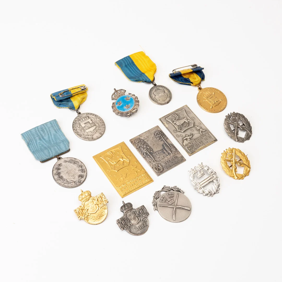 DIVERSE MEDALJER, 14 st, silver, delvis förgyllda, Sverige, huvuddelen 1940-tal. — Orders & Medals — Auktionshuset Kolonn