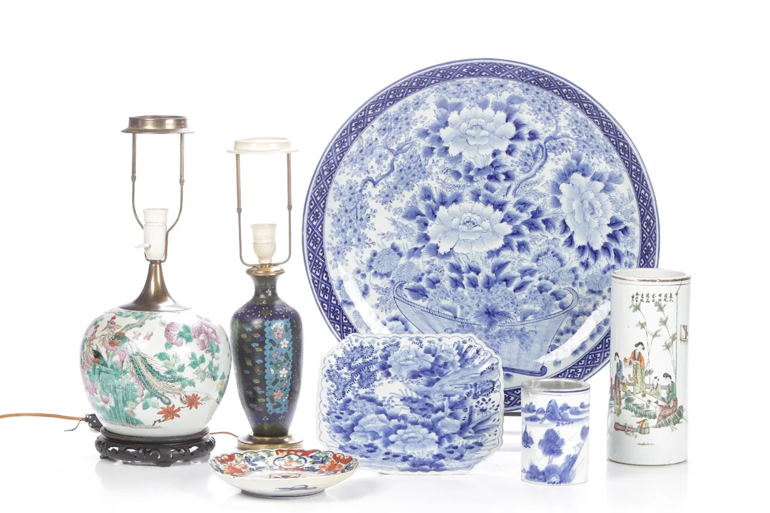 Japan and China. Collection of porcelain items (7) — Hobby and collectibles/Asian art — Lauritz