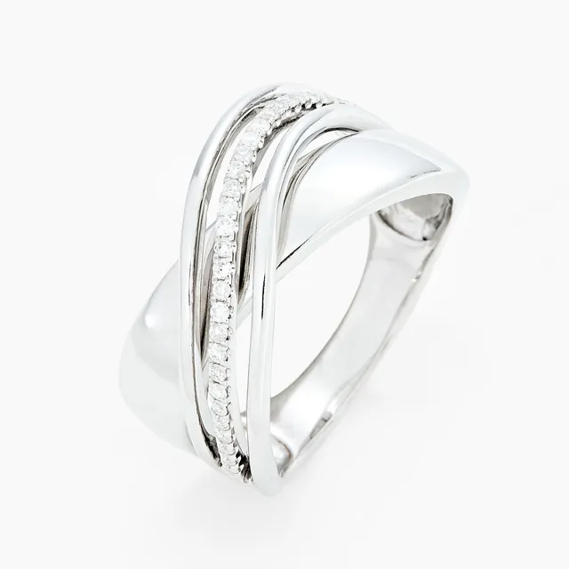 Ring med diamanter — Ring med diamanter