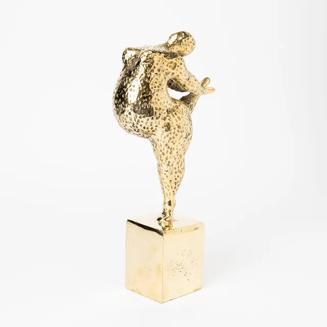 ANDREAS WARGENBRANT. Skulptur, guldpatinerad brons, "Look at me", gjutarstämpel och gjutarsignatur.