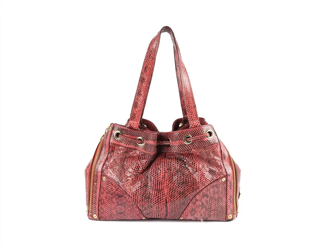 VÄSKA, MULBERRY, rosa ormskinn, guldfärgade beslag, 37x25x16 cm, dustbag, slitage i hörnen. — Accessoarer/Väskor — Kaplans