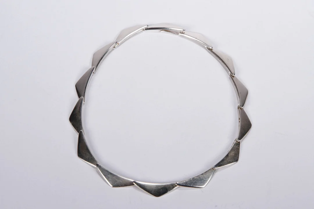 Georg Jensen. 'Peak' halskæde af sterlingsølv — Jewellery/Necklaces, pendants — Lauritz