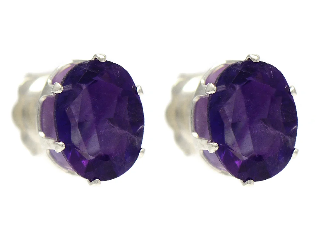 ÖRHÄNGEN, sterlingsilver, ovalslipade ametister, vikt 1,7 g, stift. — Smycken/Örhängen — Kaplans