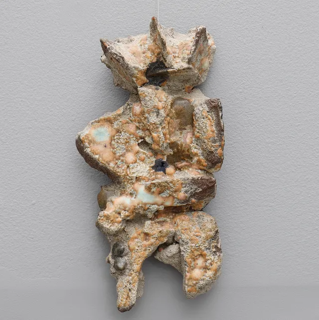 ANDERS BRUNO LILJEFORS. VÄGGSKULPTUR.