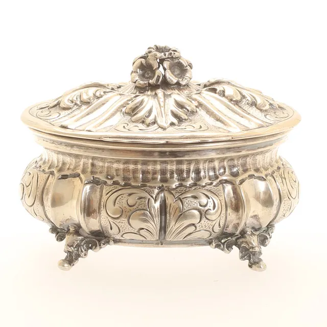SOCKERSKÅL, silver, rokokostil, 1900-tal.