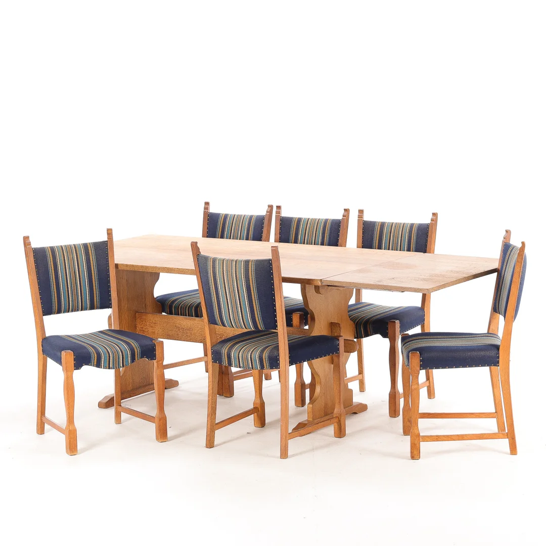 Dining table with 6 chairs in Henry Kjærnulf style (8) — Furniture/Dining tables, dining room furniture — Lauritz