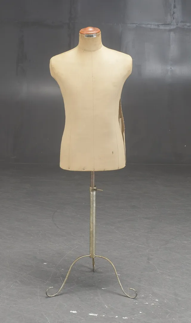 Ældre mannequin