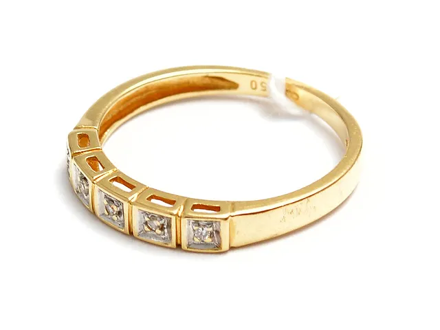 Ring 18K 1,4g Ø15¼ med åttkantslipade diamanter 5xca.0,005ct