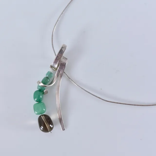 HÄNGSMYCKE, med stenar samt kedja, sterlingsilver.
