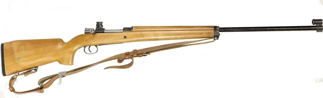 GEVÄR, fabrikat Carl Gustav, modell 63, kaliber 6,5x55, tillv.nr 357695, se-nr SE1912858.