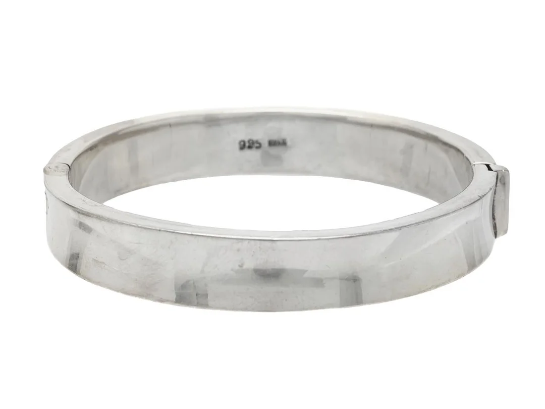 ARMRING, sterlingsilver, innermått 59,5 x 59,0 mm, vikt 29,6. — Smycken/Armring — Kaplans