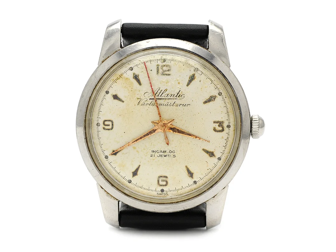 ATLANTIC, Worldmaster, herrur, 36 mm, stål, manuell, defekt, plexiglas, läderband, ca 1980. — Klockor/Atlantic — Kaplans
