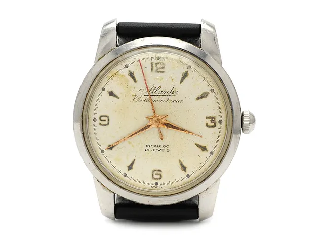 ATLANTIC, Worldmaster, herrur, 36 mm, stål, manuell, defekt, plexiglas, läderband, ca 1980.