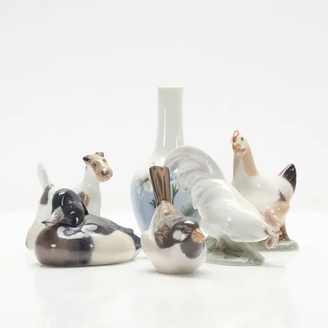 ROYAL COPENHAGEN, BING & GRÖNDAHL, 5 figuriner och 1 vas.