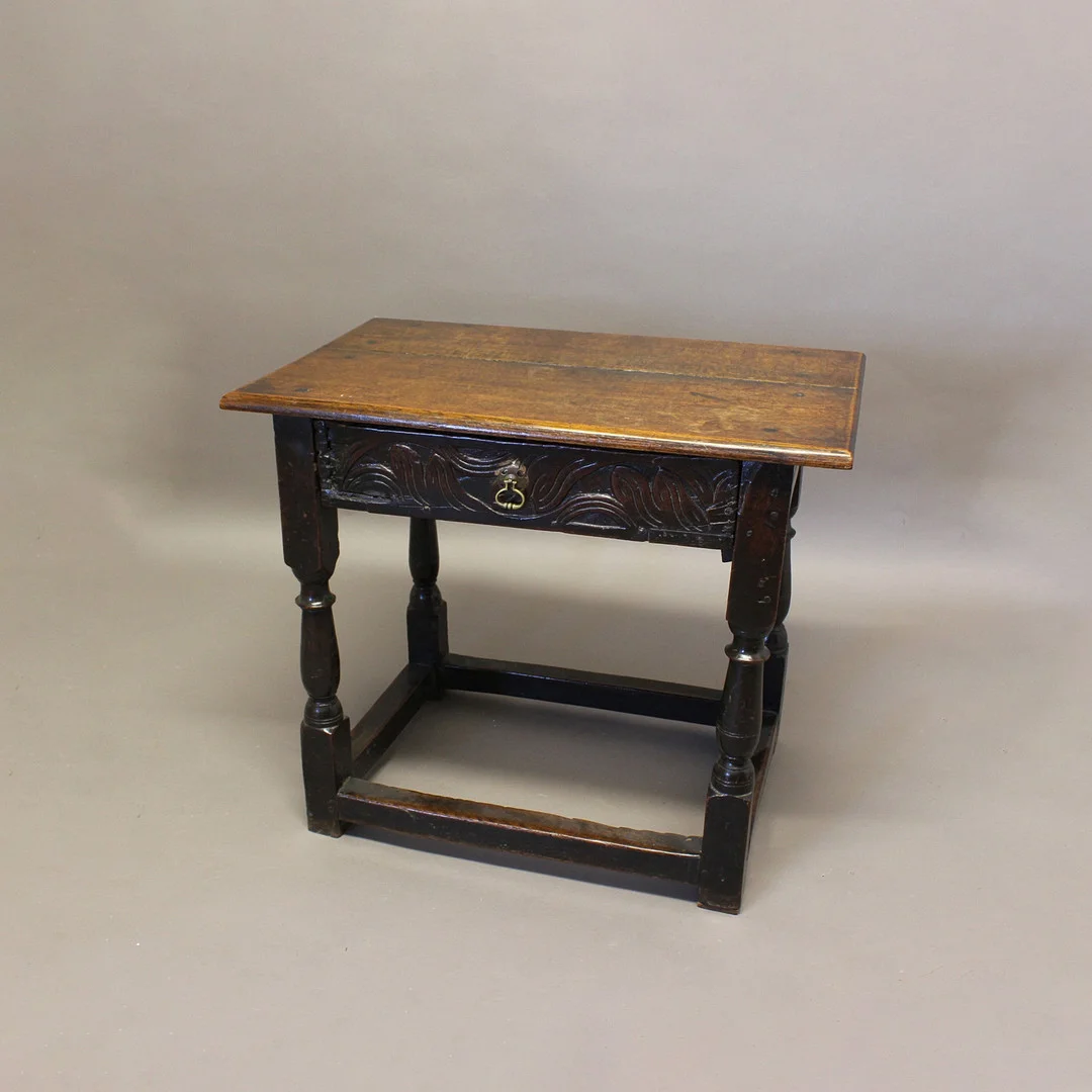 AN 18TH CENTURY OAK SIDE TABLE. — Tables — Lawrences Auctioneers