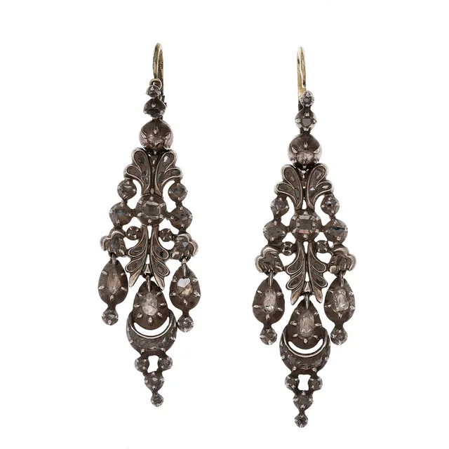 Catalan diamonds long earrings, 19th Century.