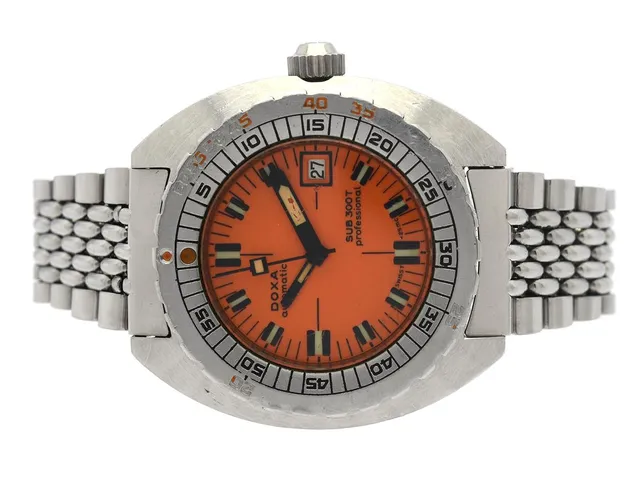 DOXA, SUB 300T, Professional (Swiss T <25mc), Cal Doxa 11 1/2, Boett nr. 11899 4 / 6750584, herrur, 43 mm, stål, automatisk, mineralglas, datum, skadad visare (minutvisare saknar lysmassa), utbytt rotor (OBS: se bild), originallänk (fjädrande), viklås (Synchron), Ref nr. 7720-10, ca 1969.
