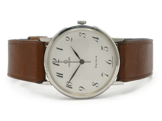 OMEGA, Genève, Cal 601, Serie nr. 25067564, Ref nr. ST 131.019, Boett nr. 131.019, herrur, 34 mm, stål, manuell, plexiglas, skadad urtavla, läderband, ca 1967.