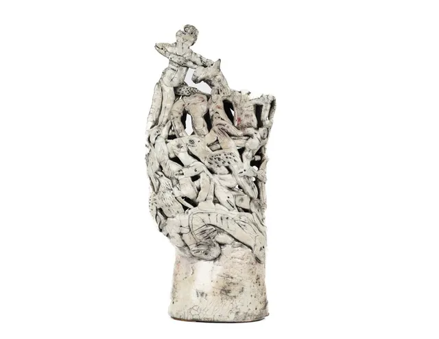 Birgit Krogh: Sculpture of raku fired pottery (cd)