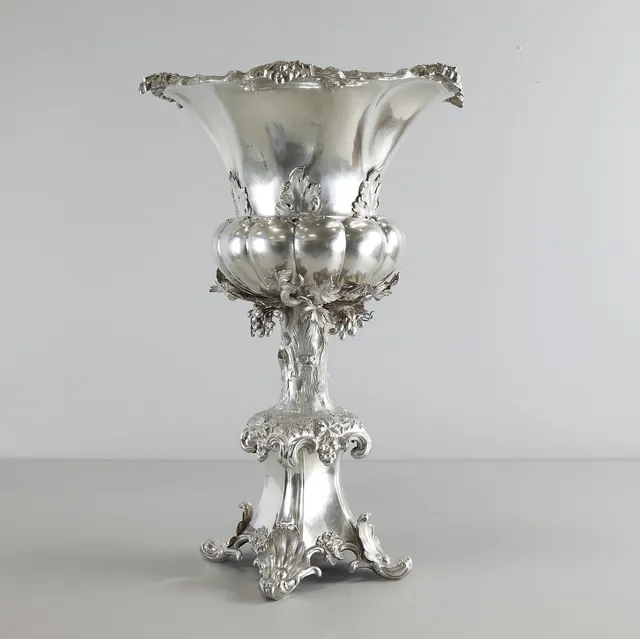 GUSTAF MÖLLENBORG. (verkmästare Féron), champagnekylare, Stockholm, 1855, silver.