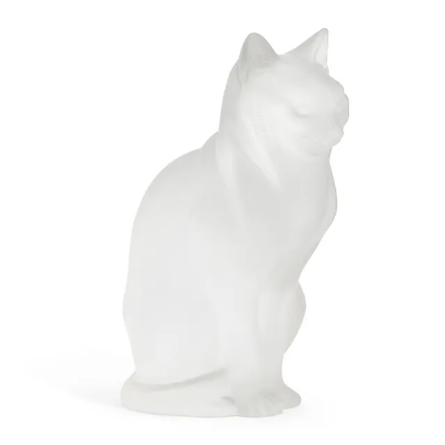 Chat Assis. A frosted crystal glass cat figure. Signed Lalique, France. H. 20.7 cm.