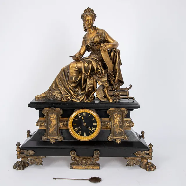 SAMUEL MARTI, MARTI & CIE, GEGR. 1832. Große Pendule mit der bekrönenden Figur der Erato, Frankreich, 2. Hälfte 19. Jh.