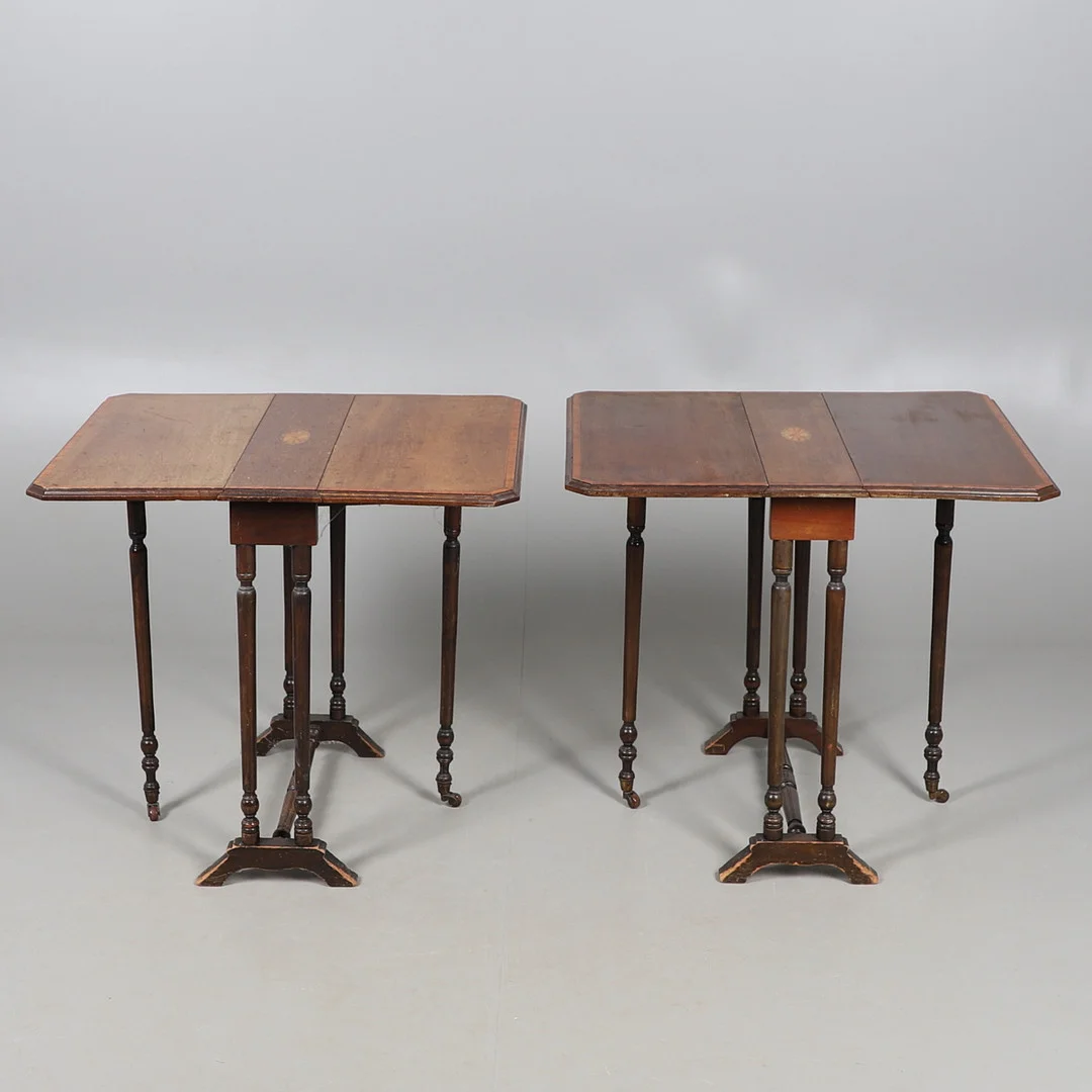 A PAIR OF EDWARDIAN MAHOGANY SUTHERLAND TABLES. — Tables — Lawrences Auctioneers