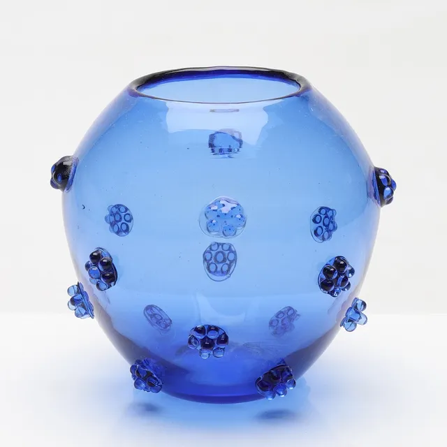 MONICA BRATT. vas, glas, "B224/Hjortron", Reijmyre.