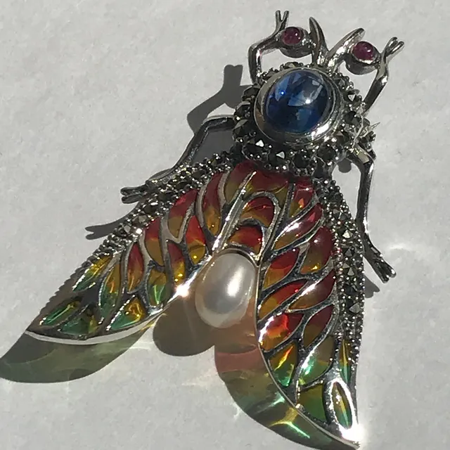 CABOCHON SAPPHIRE & RUBY PENDANT / BROOCH.
