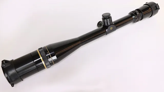 696. KIKARSIKTE, LEUPOLD VARI-X III 6,5-20X40.