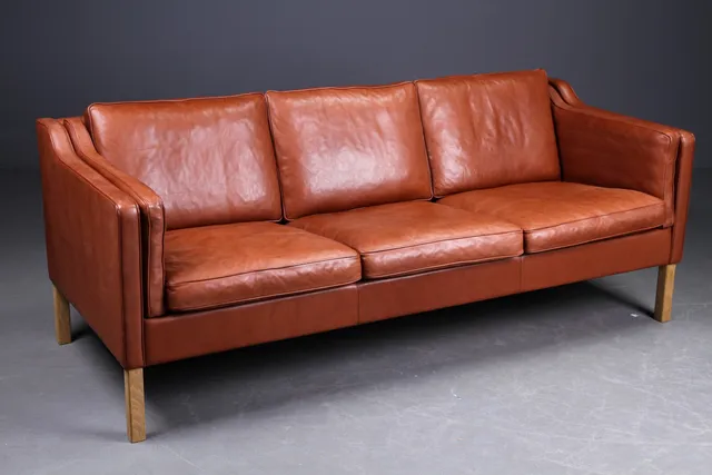 Mogens Hansen. Tre-pers. sofa, Cognac læder