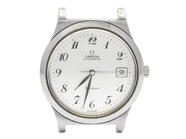 OMEGA, Genève, Cal 1012, Serie nr. 37846462, Ref nr. ST 166.0168, Boett nr. 166.0168, herrur, 36 mm, stål, automatisk, plexiglas, datum, skadad urtavla, defekt, ca 1973.