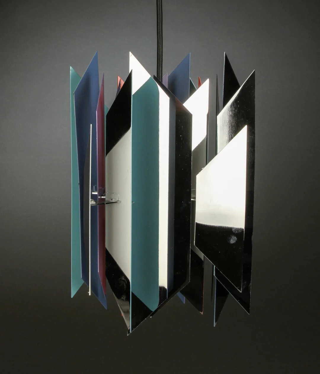 Simon P. Henningsen. Tivoli pendel - 'Diva 2' — Lamps and lighting/Pendant lights — Lauritz