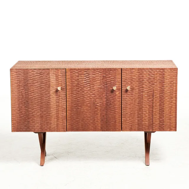 ILSE CRAWFORD. SIDEBOARD, "Touch", för Zanat, massiv betsad valnöt, knoppar i brons.