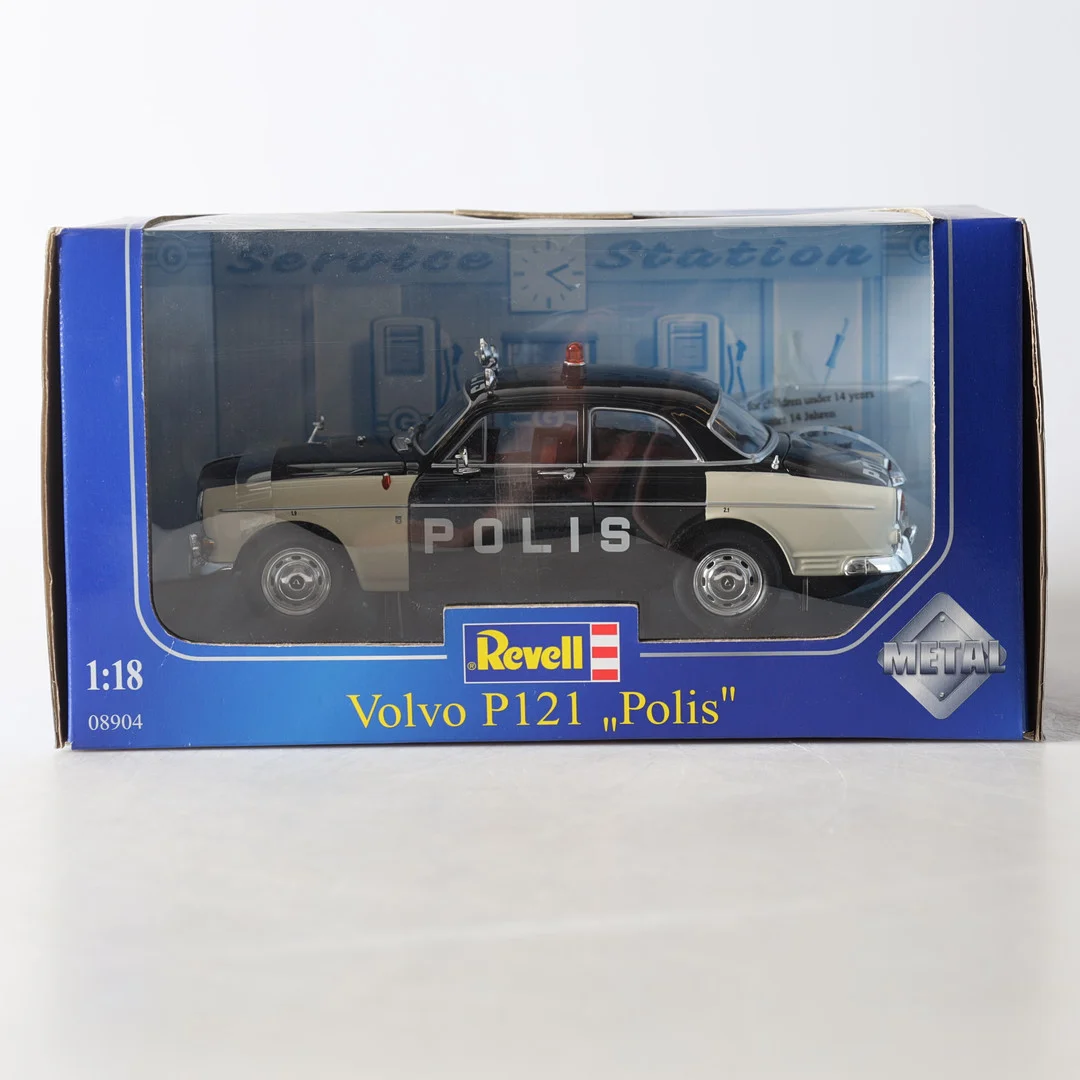 MODELLBIL, Volvo P121, "Polis", 1:18, Revell. — Model cars — Gomér & Andersson Nyköping