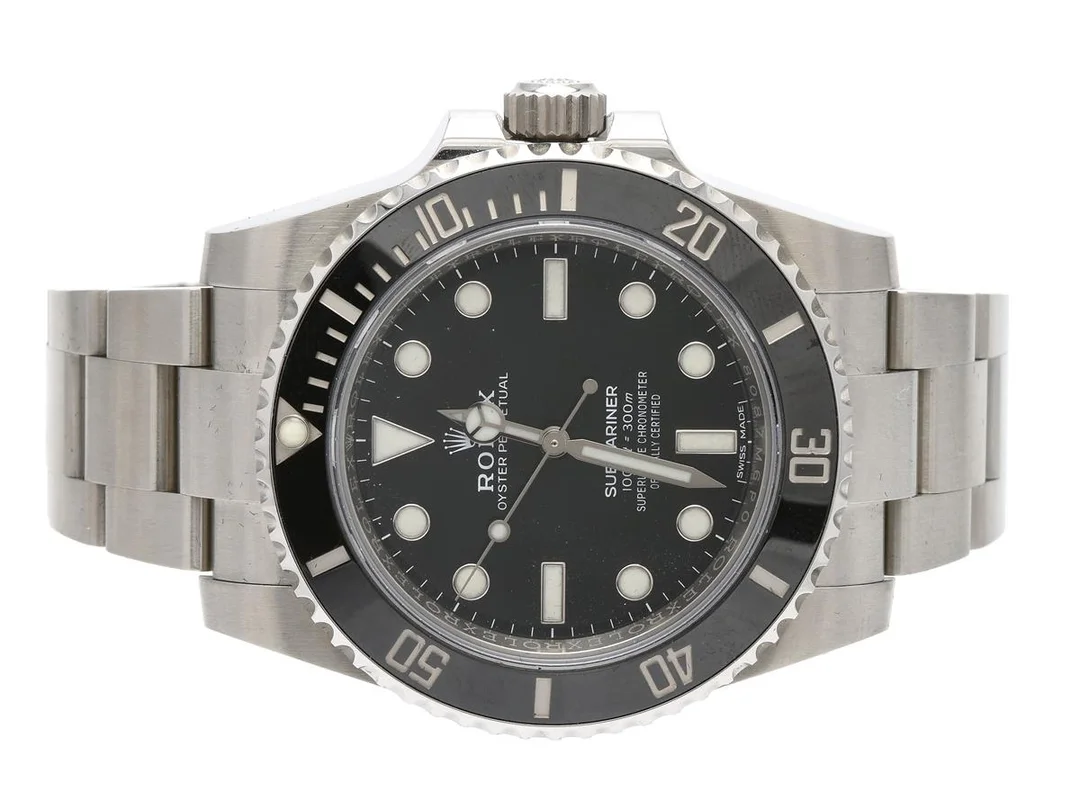 Rolex, Oyster Perpetual, Submariner, herrur, stål, 40mm, automatisk, safirglas, svart keramisk ring (cerachrom), Fliplocklänk, viklås (glidelock), extra länkar, Refnr: 114060, Snr: 8087M6P0, certifikat mars 2020, box samt ytterkartong — Klockor/LIP — Kaplans