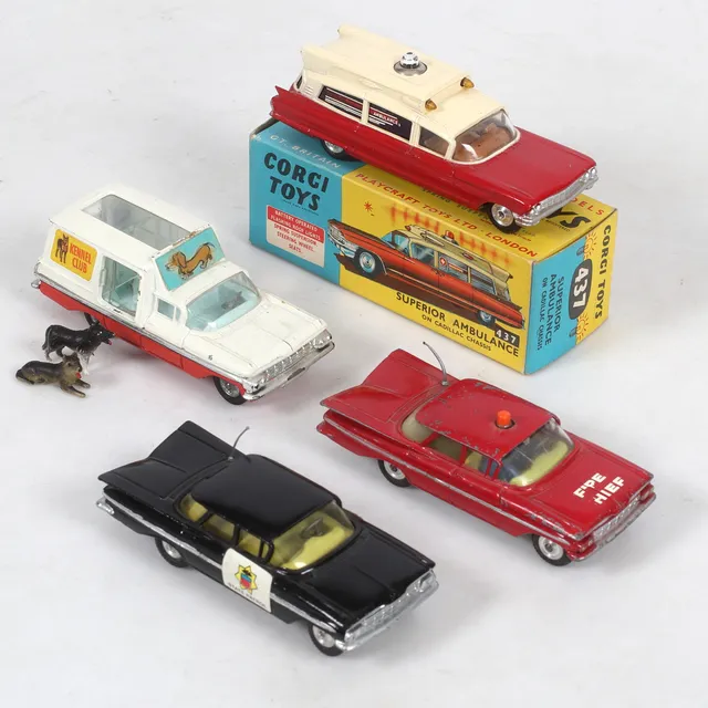 MODELLBILAR, plåt, 4 st, bl.a. "Superior Ambulance 437", Corgi Toys, England.