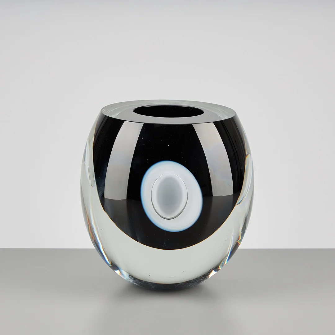 TIMO SARPANEVA. GLASSKULPTUR "Claritas", signerad Timo Sarpaneva, Iittala. — Art glass — Stockholms Auktionsverk Helsinki