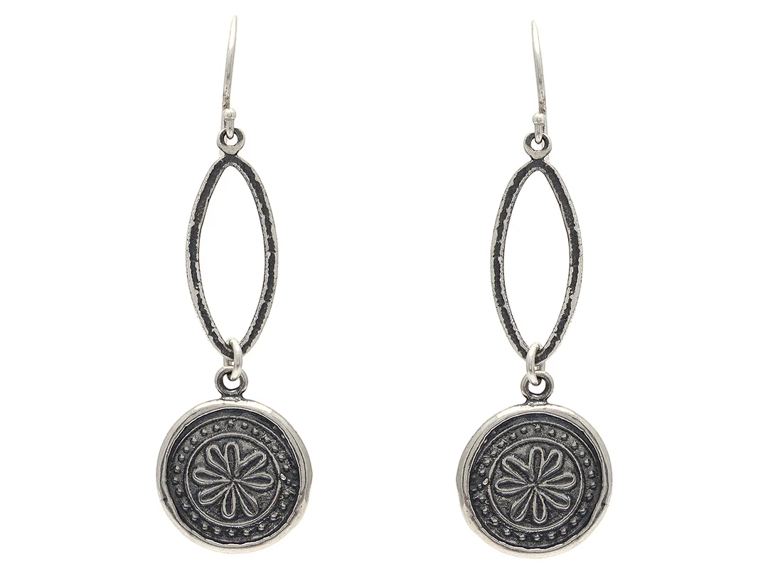ÖRHÄNGEN, sterlingsilver, blommor längd 6 cm, vikt 8,5 g, krokar. — Smycken/Örhängen — Kaplans