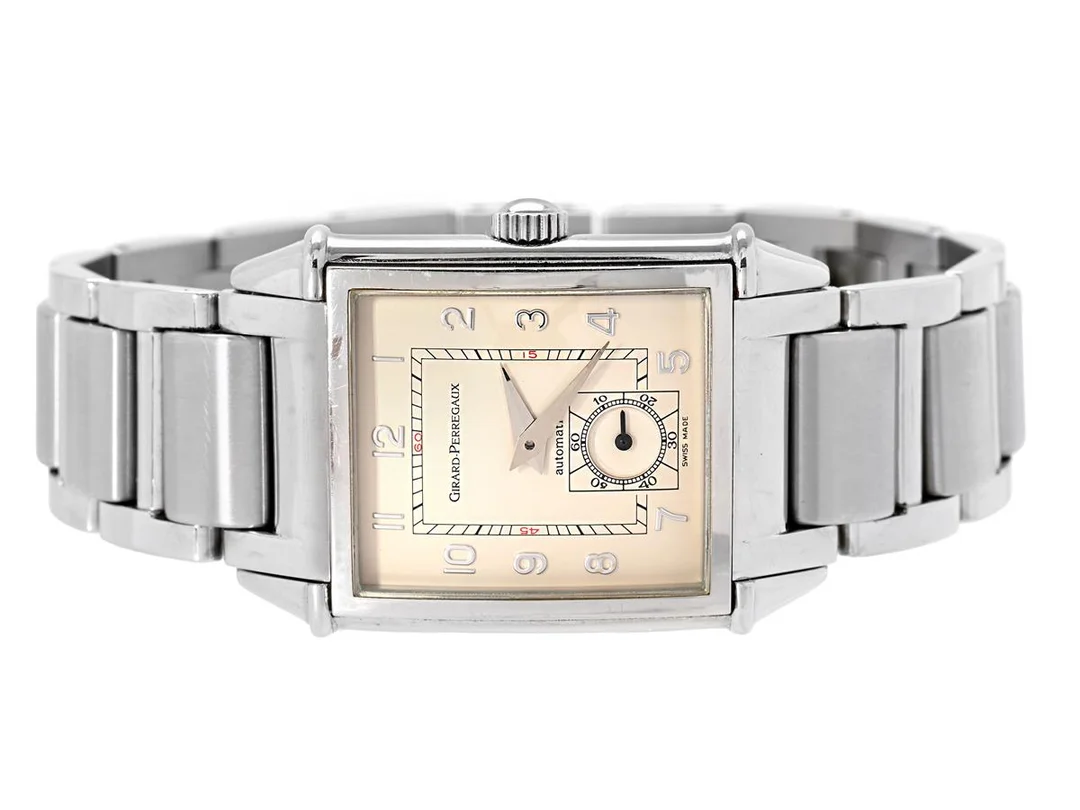 GIRARD-PERREGAUX, Vintage 1945, Cal 3000-620, Serie nr. 2088, Ref nr. 25830.0.11.1151, Boett nr. 2594, herrur, 28 x 36 (43) mm, stål, automatisk, safirglas, liten sekundvisare, gravyr, originallänk, viklås, cert (ej komplett), ca augusti 1999. — Klockor/Girard-Perregaux — Kaplans