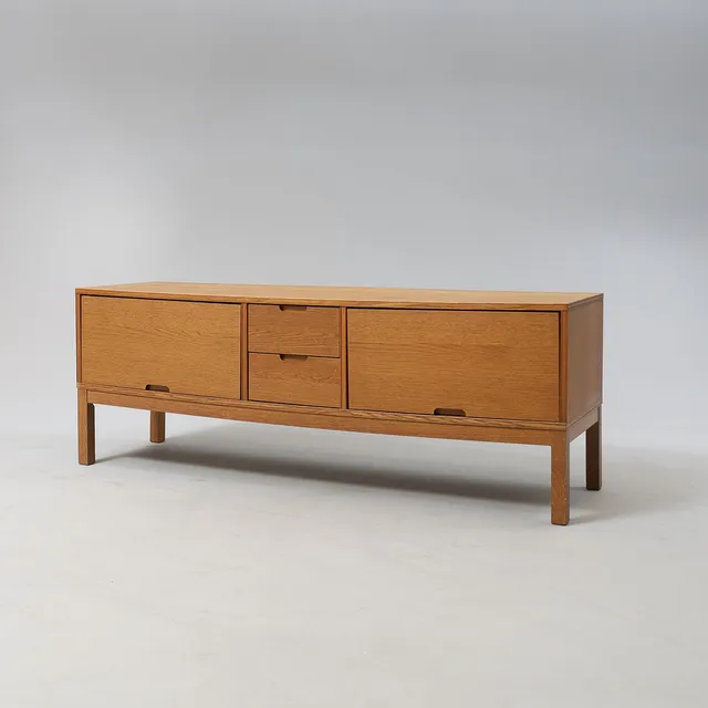 KNUT OCH MARIANNE HAGBERG. Sideboard, "Stockholm", ek samt ekfanér, IKEA, 2000-tal.