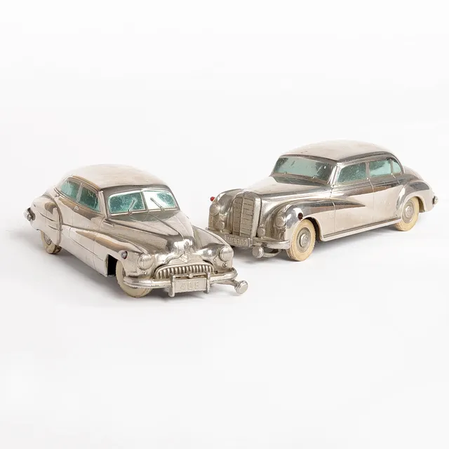 LEKSAKSBILAR, 2 st, Prämeta Kölner Automodelle, Mercedec Benz 300 samt Buick 405.