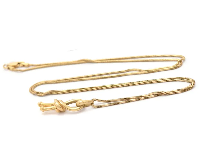 Kedja med hänge 18K 10,9g 64cm Ormlänk