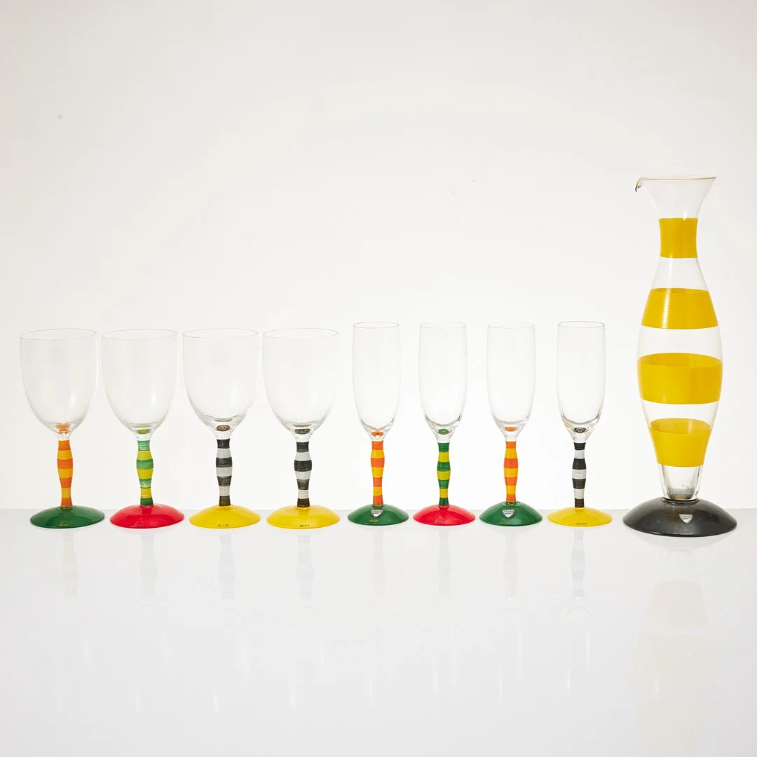 ANNE NILSSON. VINGLAS, CHAMPAGNEGLAS, KARAFF, 9 dlr, "Polka Clown", sent 1900-tal, Orrefors. — Utility glass — Stockholms Auktionsverk Magasin 5